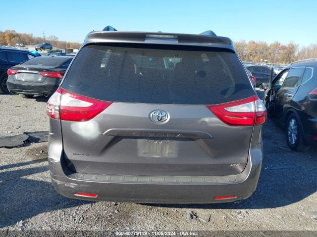5TDYZ3DC4HS778129 Toyota Sienna Xle 8 Passenger