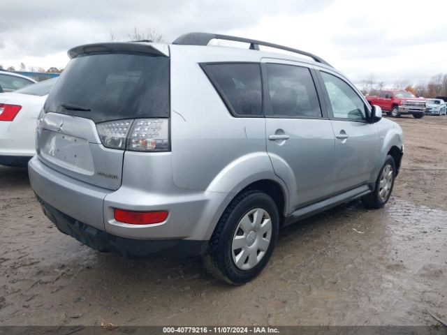 2011 MITSUBISHI OUTLANDER JA4AS2AW4BU007052 Photo 3