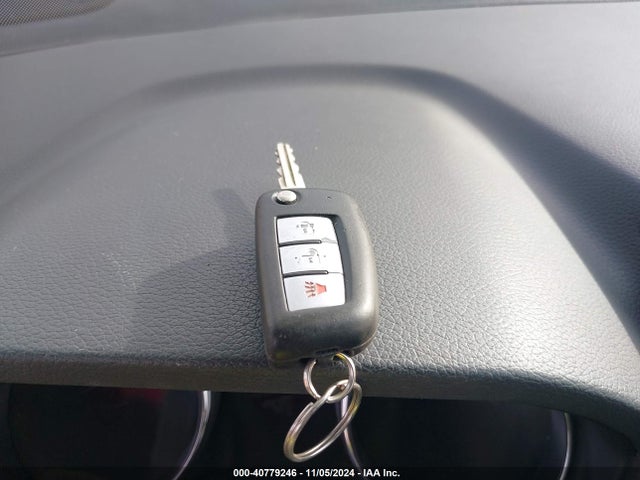 Nissan ROGUE S 2015 5N1AT2MV4FC755992 Image 11