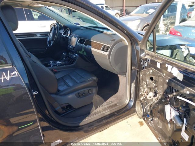 WVGEF9BP0GD012540 Volkswagen Touareg Vr6 Executive