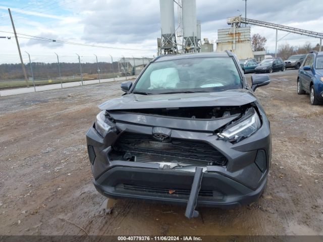 2T3P1RFV0RC396167 Toyota Rav4 Xle