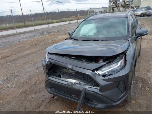 2T3P1RFV0RC396167 Toyota Rav4 Xle