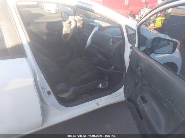 Nissan Versa Note S (sr) 2015 3N1CE2CP4FL444029 Image 5