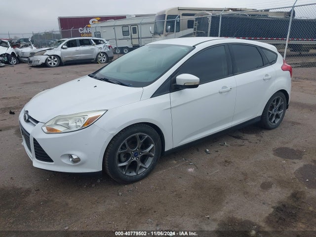 Ford FOCUS SE 2014 1FADP3K23EL156297 Image 2