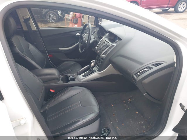 Ford FOCUS SE 2014 1FADP3K23EL156297 Image 5