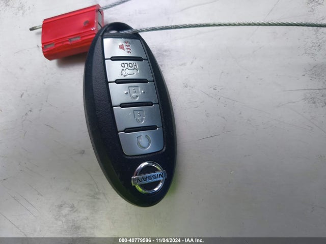 Nissan ROGUE SV 2018 5N1AT2MT5JC788684 Image 11