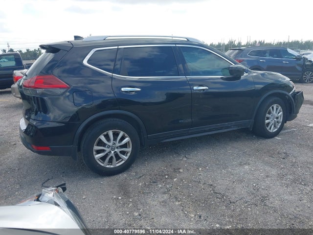 Nissan ROGUE SV 2018 5N1AT2MT5JC788684 Image 4