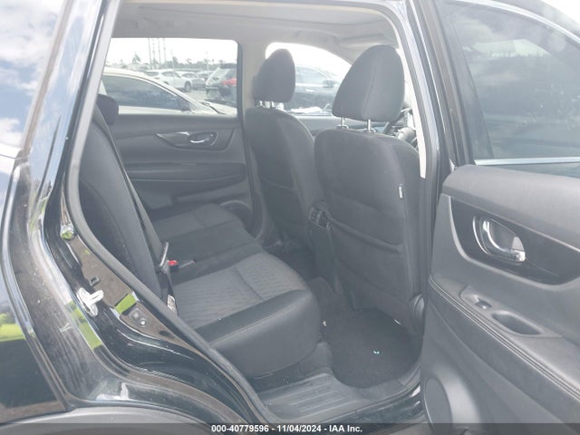 Nissan ROGUE SV 2018 5N1AT2MT5JC788684 Image 8
