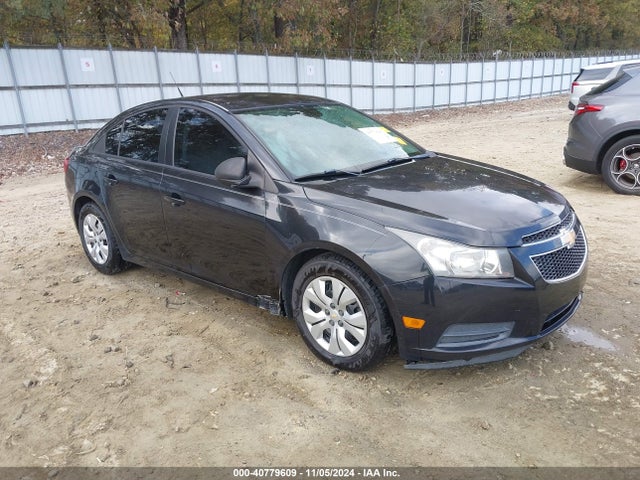 2014 1G1PA5SH4E7280444 main image