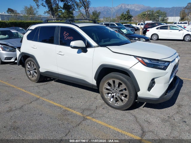 2022 2T3C1RFV4NW185948 main image