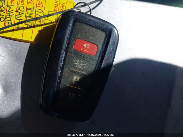 Toyota Rav4 Xle Premium 2022 2T3C1RFV4NW185948 Image 11