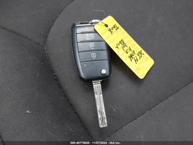 KIA Soul 2016 KNDJN2A23G7246205 Image 11