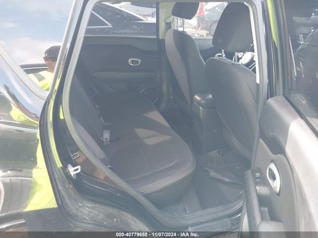 KIA Soul 2016 KNDJN2A23G7246205 Image 8