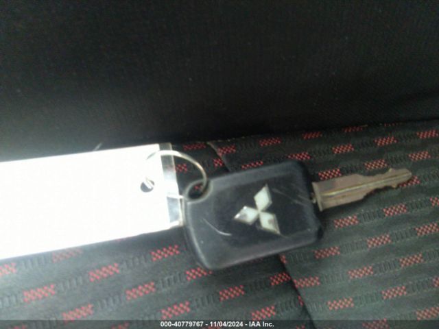 JA4AP3AU5JZ030542 Mitsubishi Outlander Sport 2.0 Le
