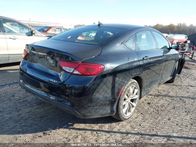 Chrysler 200 S 2015 1C3CCCBB7FN736969 Image 4