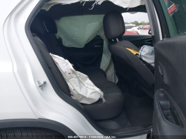 KL7CJKSB4LB320688 Chevrolet Trax Fwd Ls