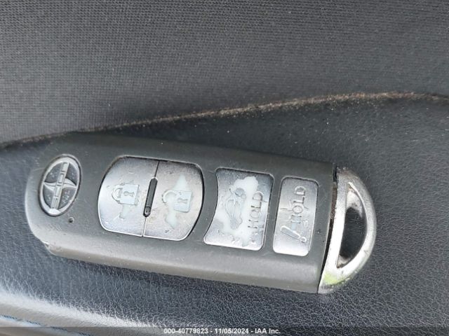3MYDLBZV5GY144129 Scion Ia Base (a6)