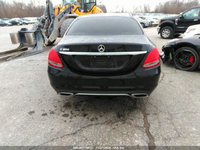 55SWF4JB8JU244528 Mercedes-Benz C 300