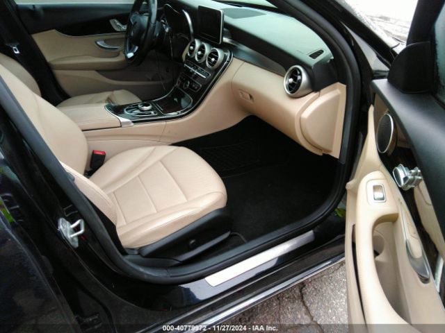 55SWF4JB8JU244528 Mercedes-Benz C 300