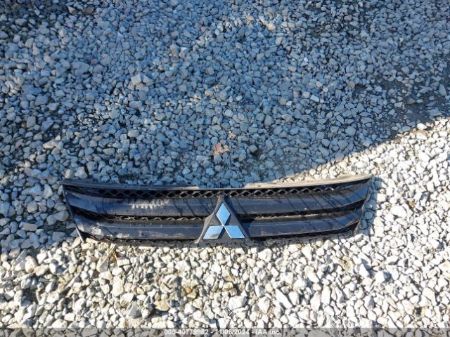 JA4AT4AA9JZ048131 Mitsubishi Eclipse Cross Le