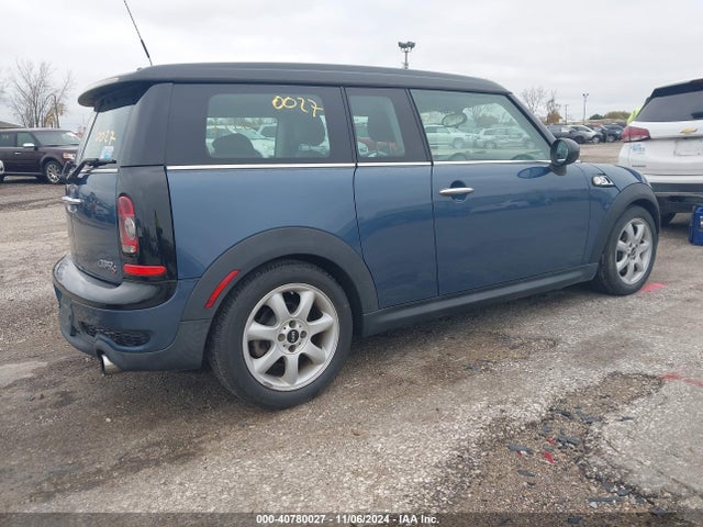 2010 MINI COOPER S CLUBMAN WMWMM3C57ATP93891 Photo 3