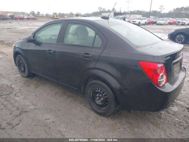 1G1JA5SH6F4107646 Chevrolet Sonic Ls Auto