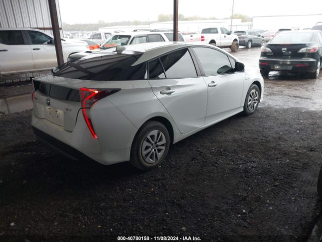 JTDKARFU2H3041437 Toyota Prius Three