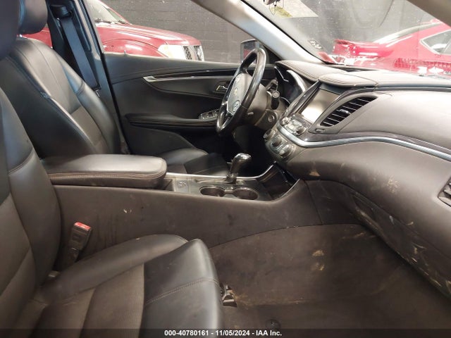 Chevrolet IMPALA 1LT 2017 2G1105SA5H9150381 Image 5