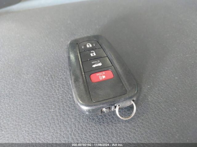 4T1B31HKXJU500717 Toyota Camry Hybrid Le