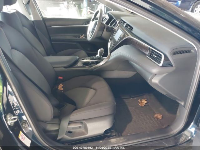 4T1B31HKXJU500717 Toyota Camry Hybrid Le