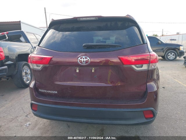 5TDZARFH4KS056853 Toyota Highlander Le