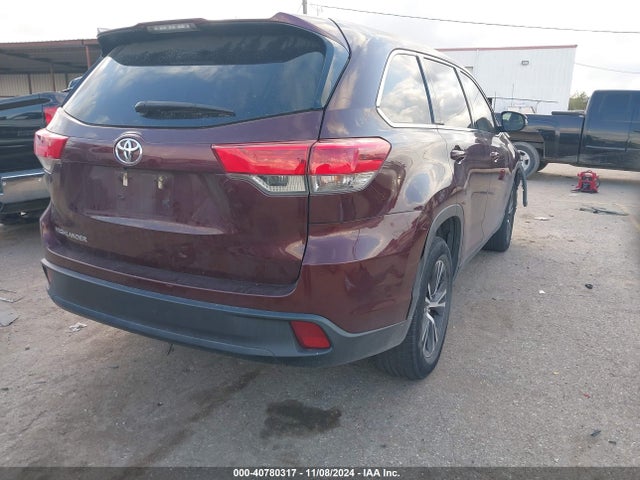 5TDZARFH4KS056853 Toyota Highlander Le