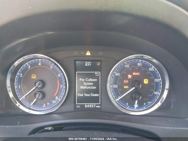 Toyota COROLLA SE 2018 5YFBURHE6JP784192 Image 7