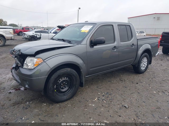 Nissan Frontier Sv 2017 1N6DD0ER7HN729136 Image 2