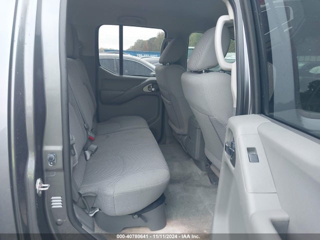 Nissan Frontier Sv 2017 1N6DD0ER7HN729136 Image 8