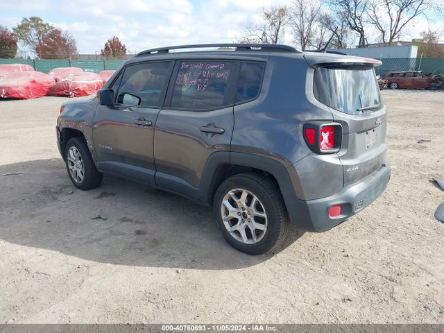 ZACCJBBB4HPG55305 Jeep Renegade Latitude 4x4