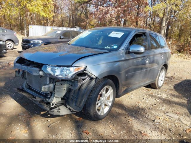 JA4AZ3A31EZ014166 Mitsubishi Outlander Se