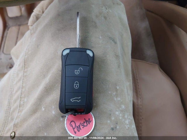 2004 PORSCHE CAYENNE WP1AB29P74LA68857 Photo 10