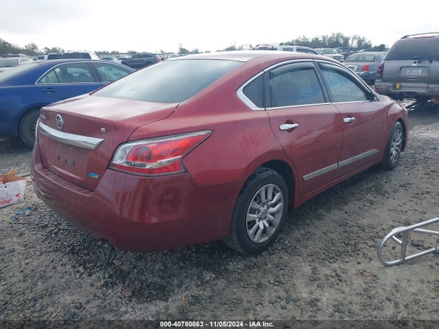 Nissan Altima 2.5 S 2014 1N4AL3AP5EN342732 Image 4