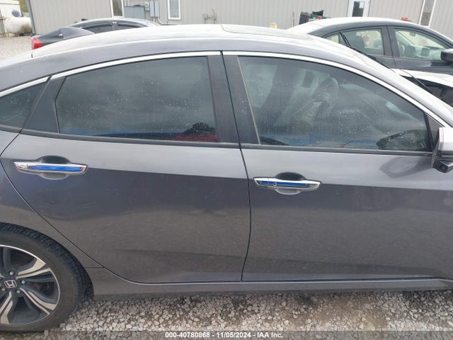 Honda Civic Touring 2017 2HGFC1F92HH655248 Image 13