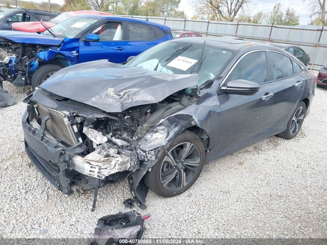 Honda Civic Touring 2017 2HGFC1F92HH655248 Image 2