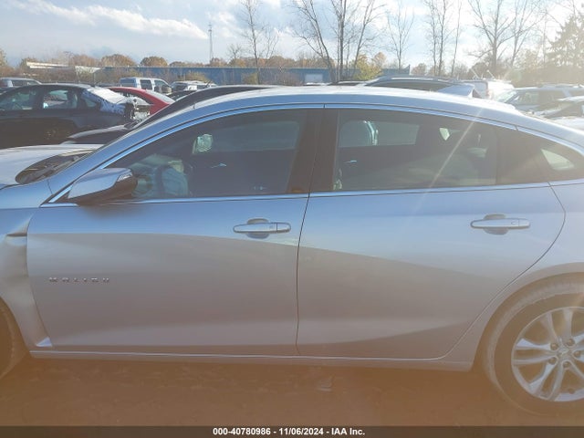 Chevrolet MALIBU LT 2018 1G1ZD5ST9JF202164 Image 14