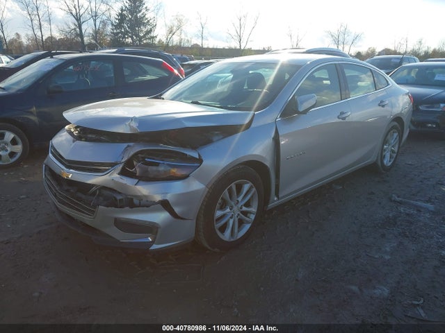 Chevrolet MALIBU LT 2018 1G1ZD5ST9JF202164 Image 2