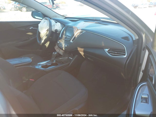Chevrolet MALIBU LT 2018 1G1ZD5ST9JF202164 Image 5
