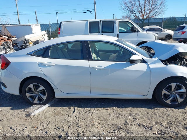 Honda Civic Lx 2019 2HGFC2F64KH548026 Image 12