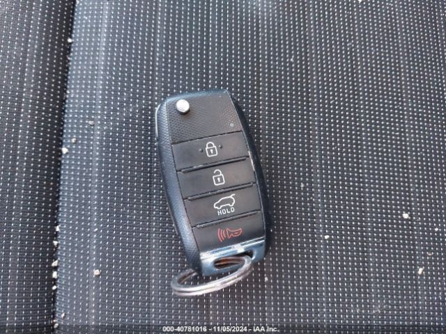 KNDPMCAC2L7825823 KIA Sportage Lx