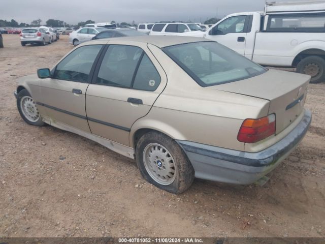 1992 BMW 325 WBACB4317NFF91404 Photo 2