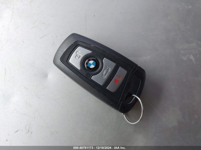 WBA8A3C50GK689588 BMW 320i Xdrive