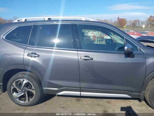 JF2SKARC0NH530176 Subaru Forester Touring