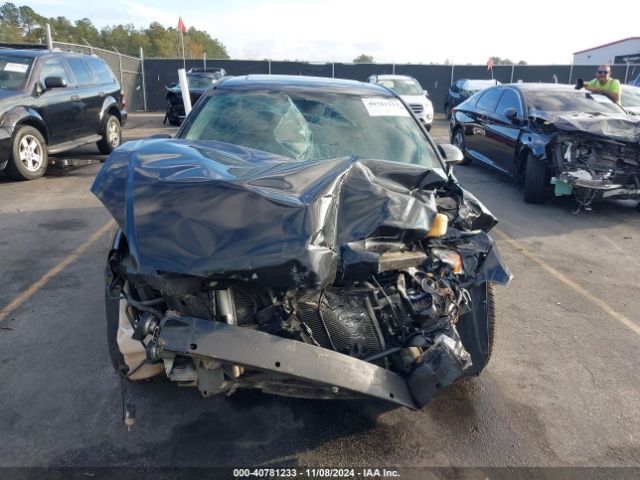 2G1WB5E38E1160068 Chevrolet Impala Limited Lt